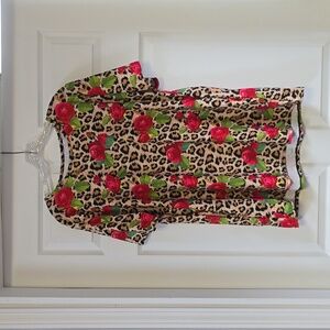 Animal print floral short sleeve stretch tunic top